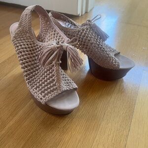 Elegant Tan Woven Women's Heels